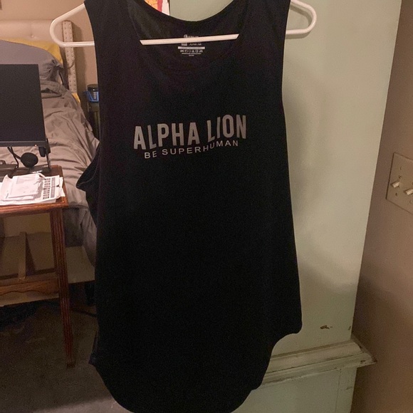 Other - ALPHA LION CURVED HEMLINE WORKOUT TANK TOP SIZE XL